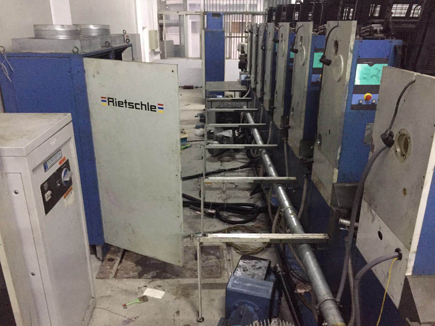 汕头地区 高宝印刷机 RA105-7+L 安装进行中，等待调试中！